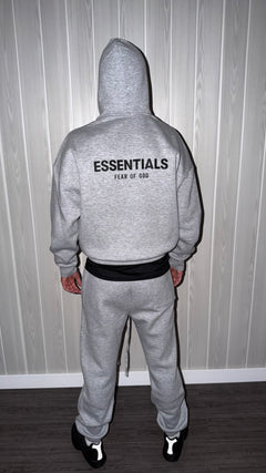 CONJUNTO ESSENTIALS GREY 🪙