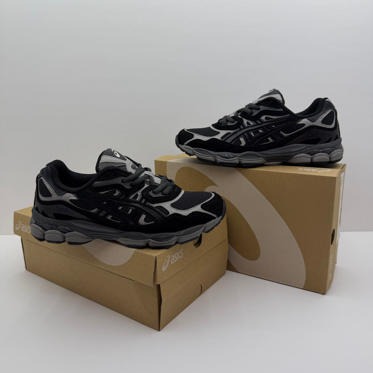 ASICS GEL NYC 2026