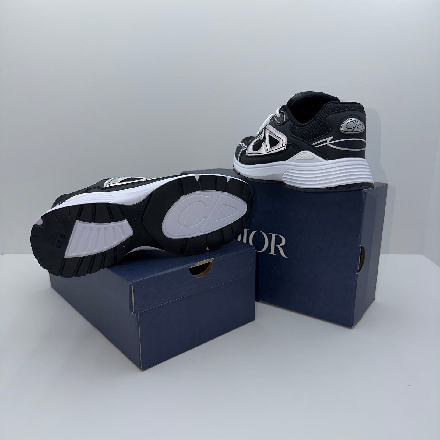 DIOR B30 BLACK&WHITE⚫️⚪️