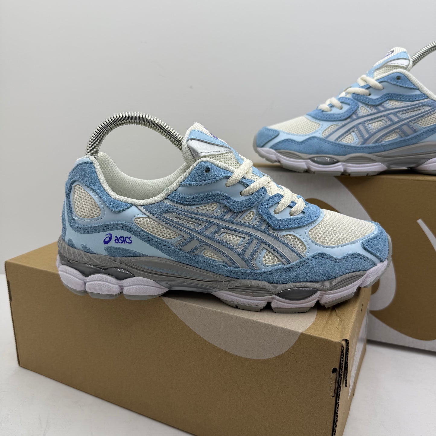 ASICS QUANTUM GEL SKY BLUE