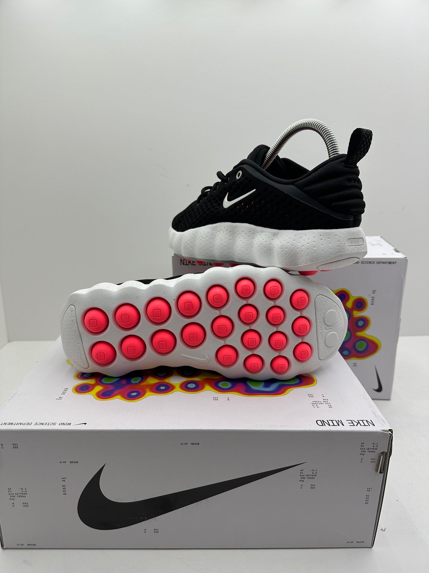Zapatilla Nike Mind Black & White