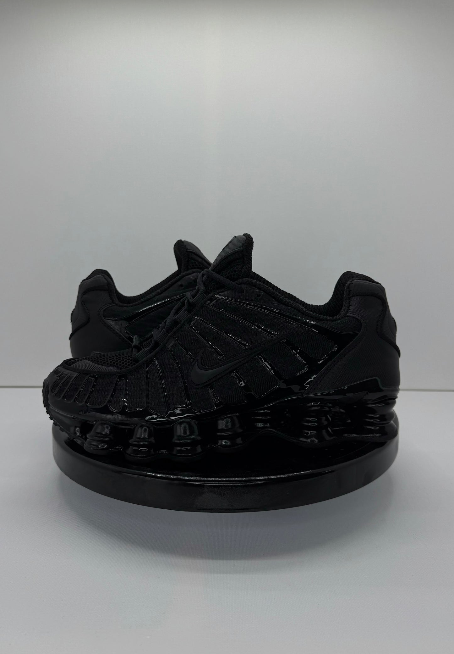 “NIKE SHOX TL ALL BLACK⚫️”