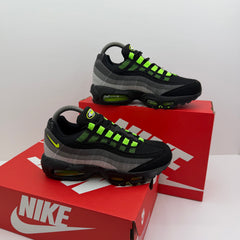 NIKE AIR MAX 95 2026
