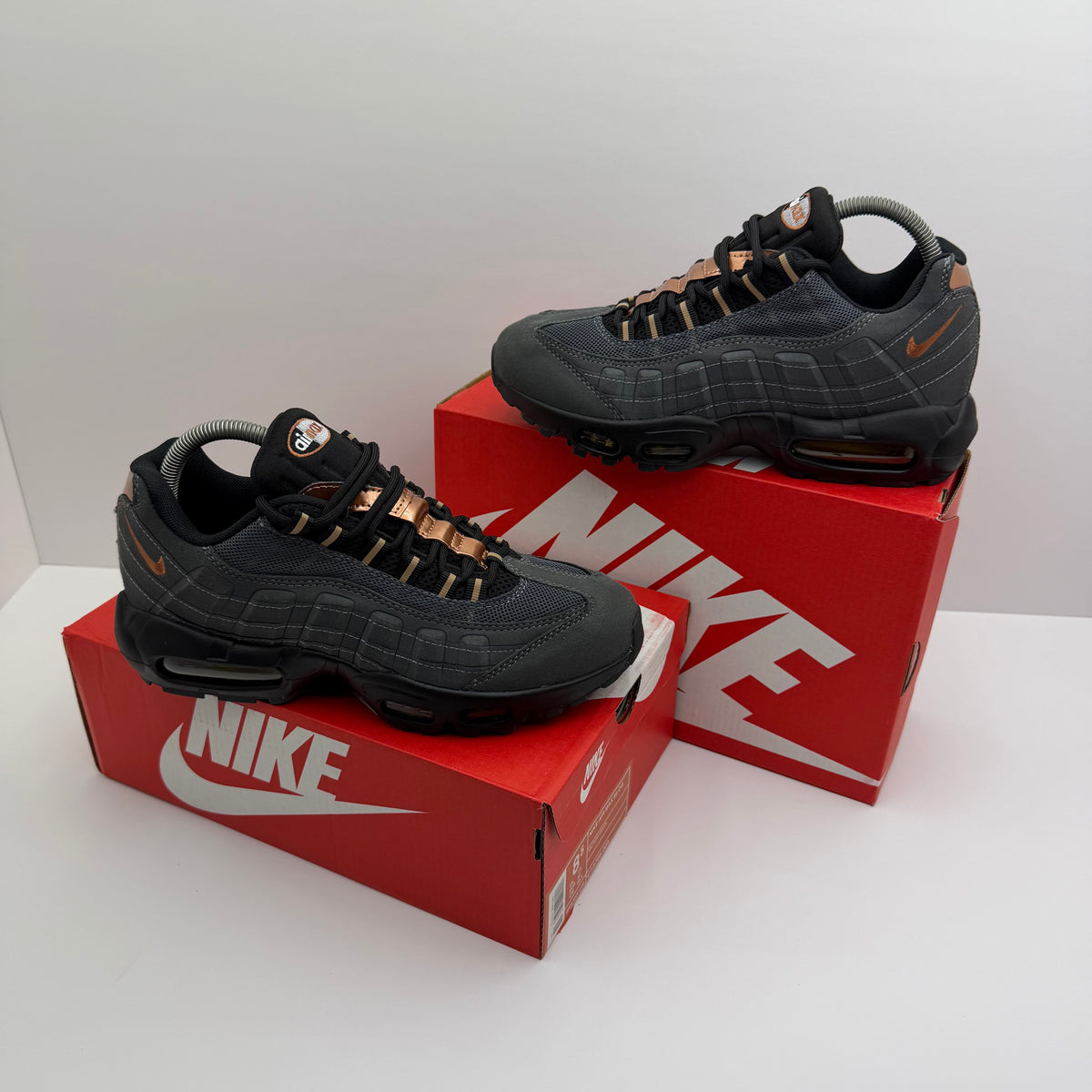 NIKE AIR MAX 95 MODELO ESPECIAL 👑