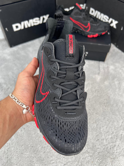 NIKE REACT BLACK/RED⚫️🔴