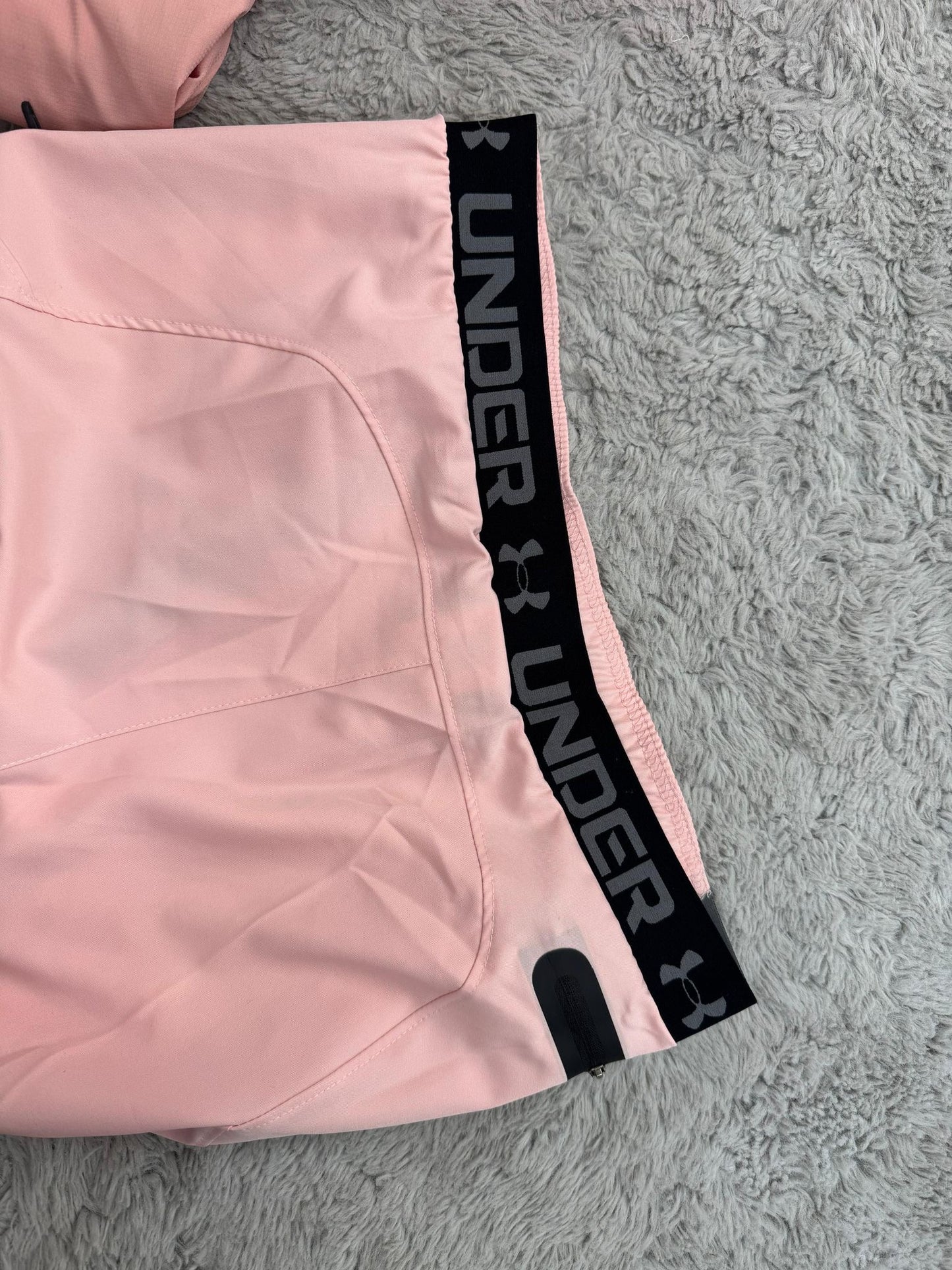 CHÁNDAL UNDER ARMOUR PINK😍🔥