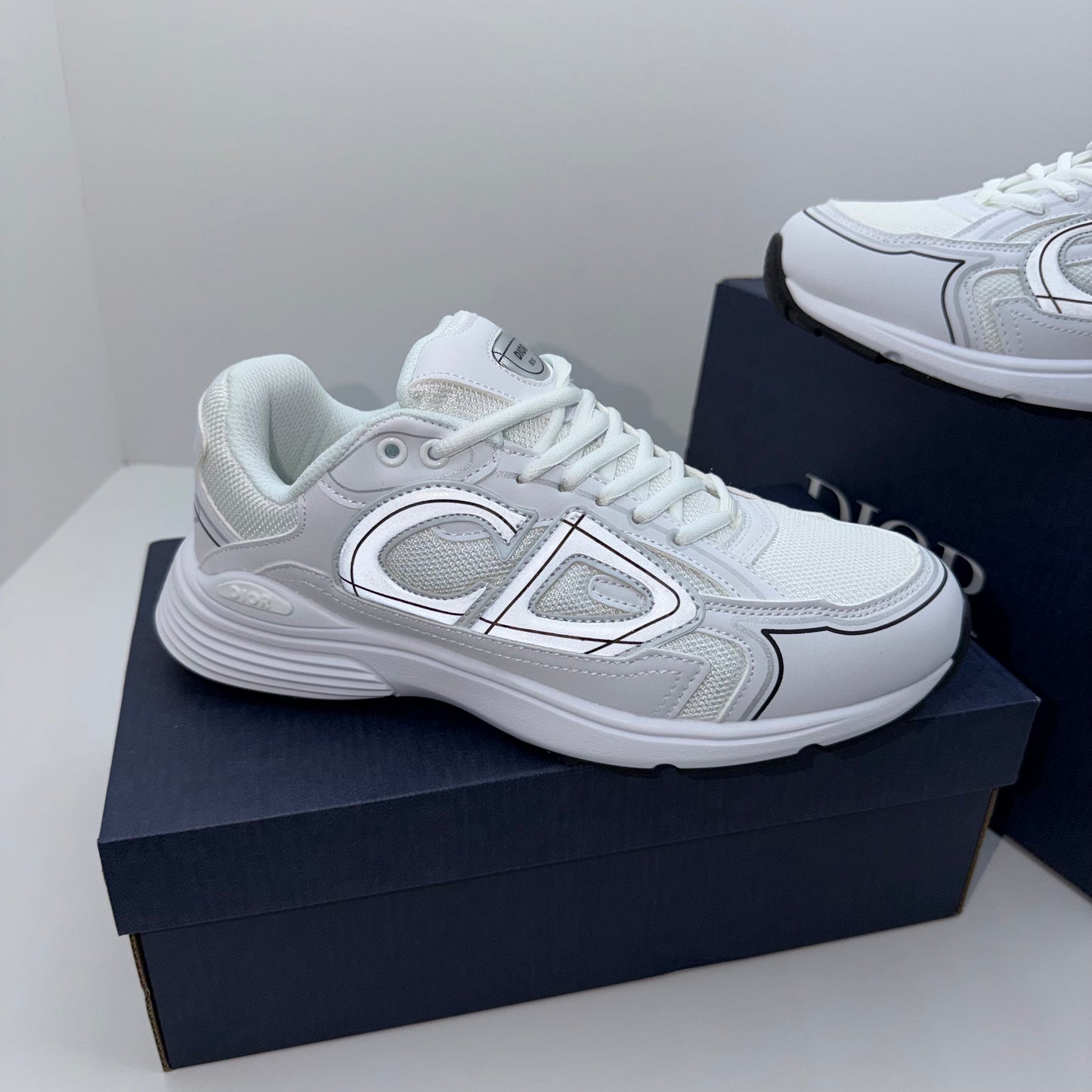 DIOR B30 WHITE⚪️