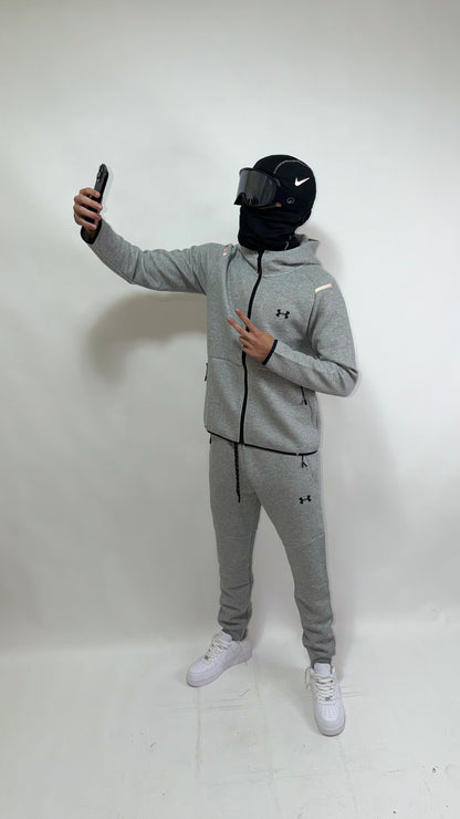 UA Unstoppable Fleece Grey🐺