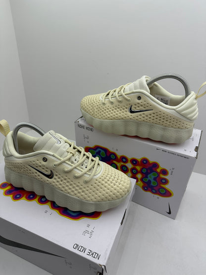 Zapatilla Nike Mind Beige