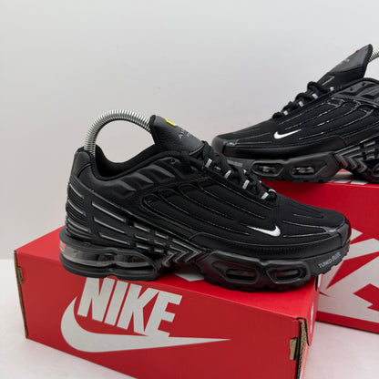 NIKE TUNED BLACK