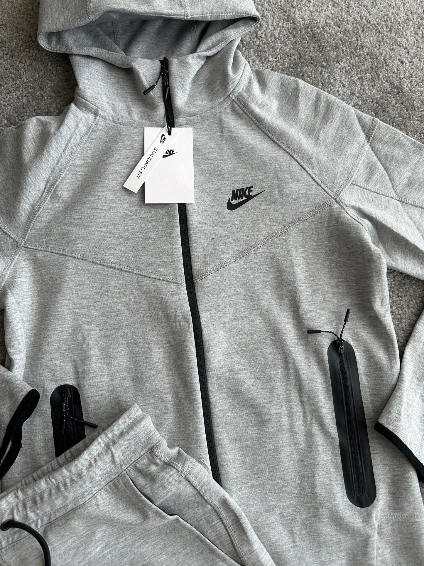 NIKE TECH FLEECE “FULL GREY 2024”🔥🥷🏿‼️