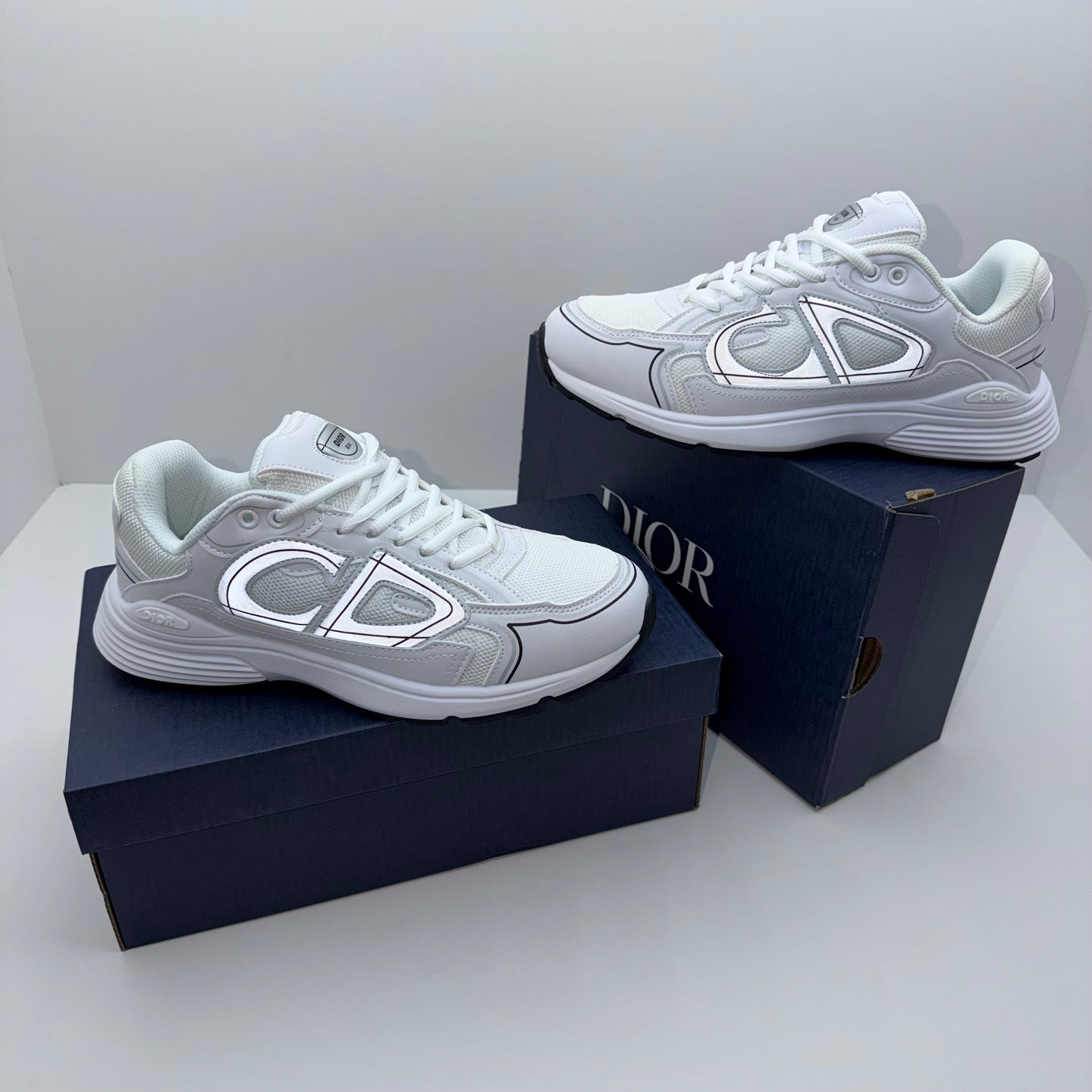 DIOR B30 WHITE⚪️