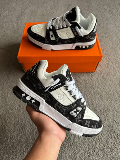 LOUIS VUITTON TRAINER BLACK&WHITE⚫️⚪️