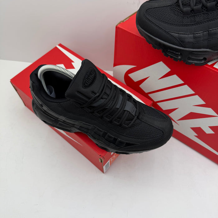 NIKE AIRMAX 95 BLACK