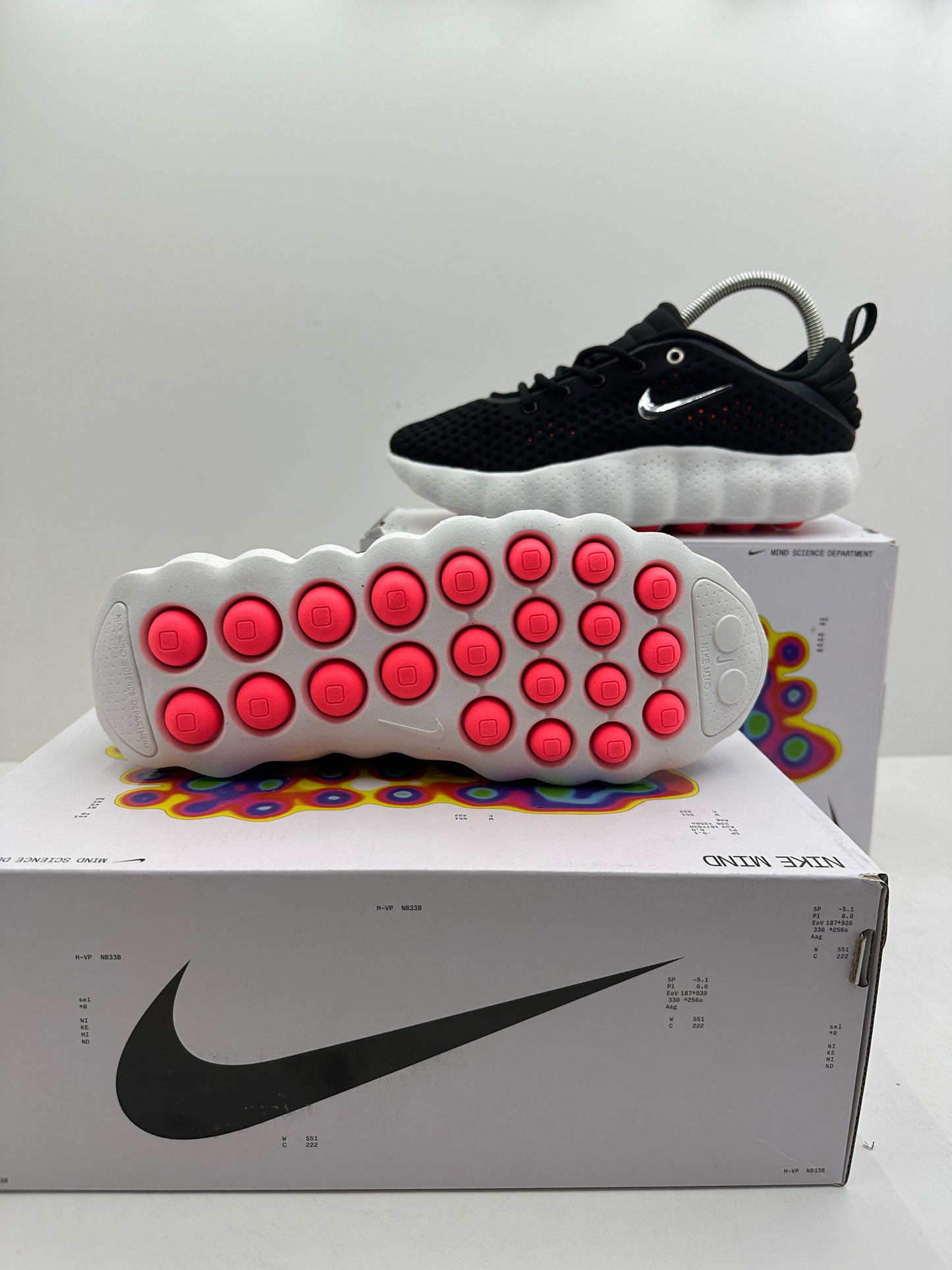 Zapatilla Nike Mind Black & White