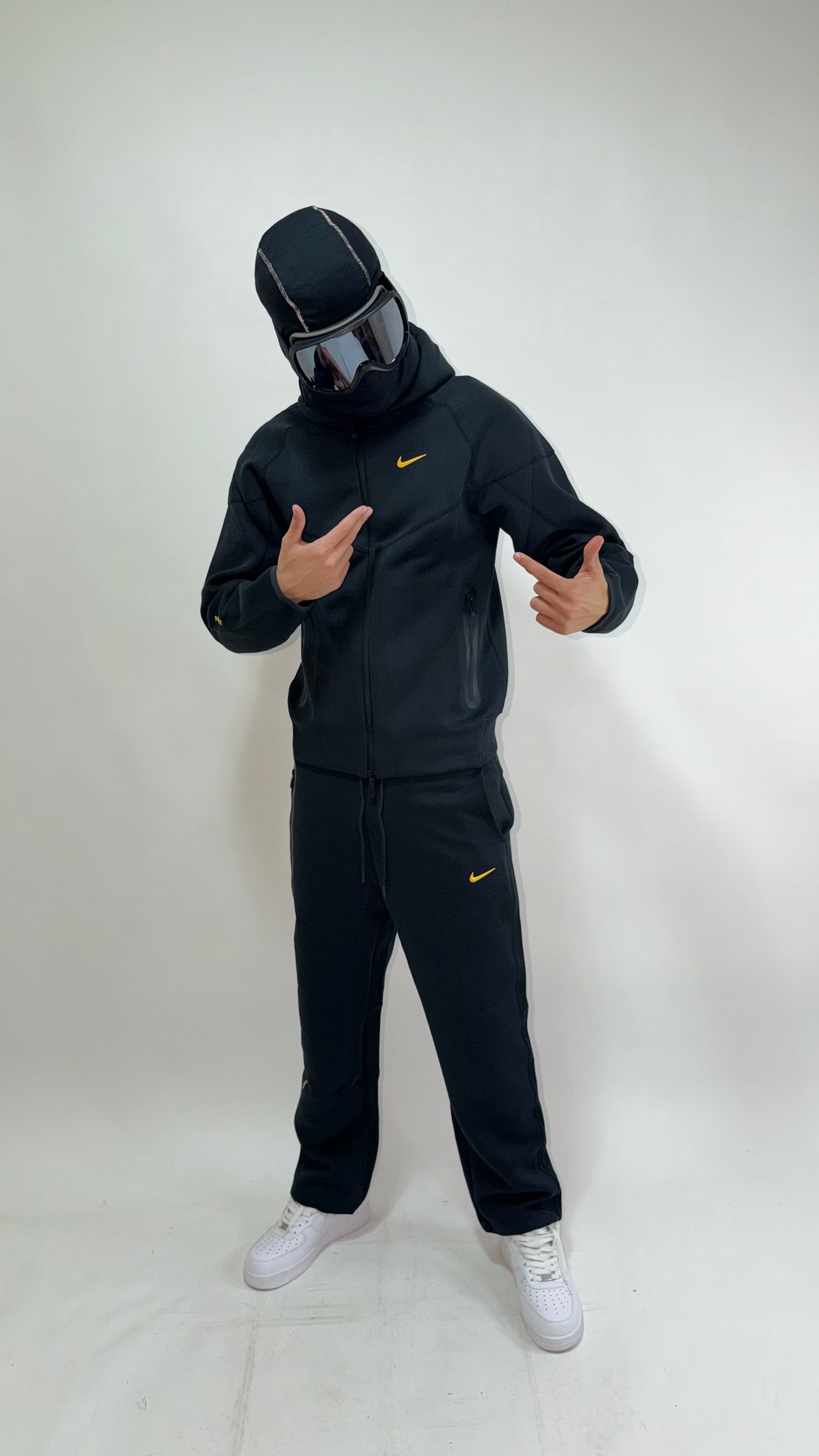 NIKE TECH NOCTA NEGRO⚫️ MÁXIMA CALIDAD 1.1😍 MODELO 2026🤩