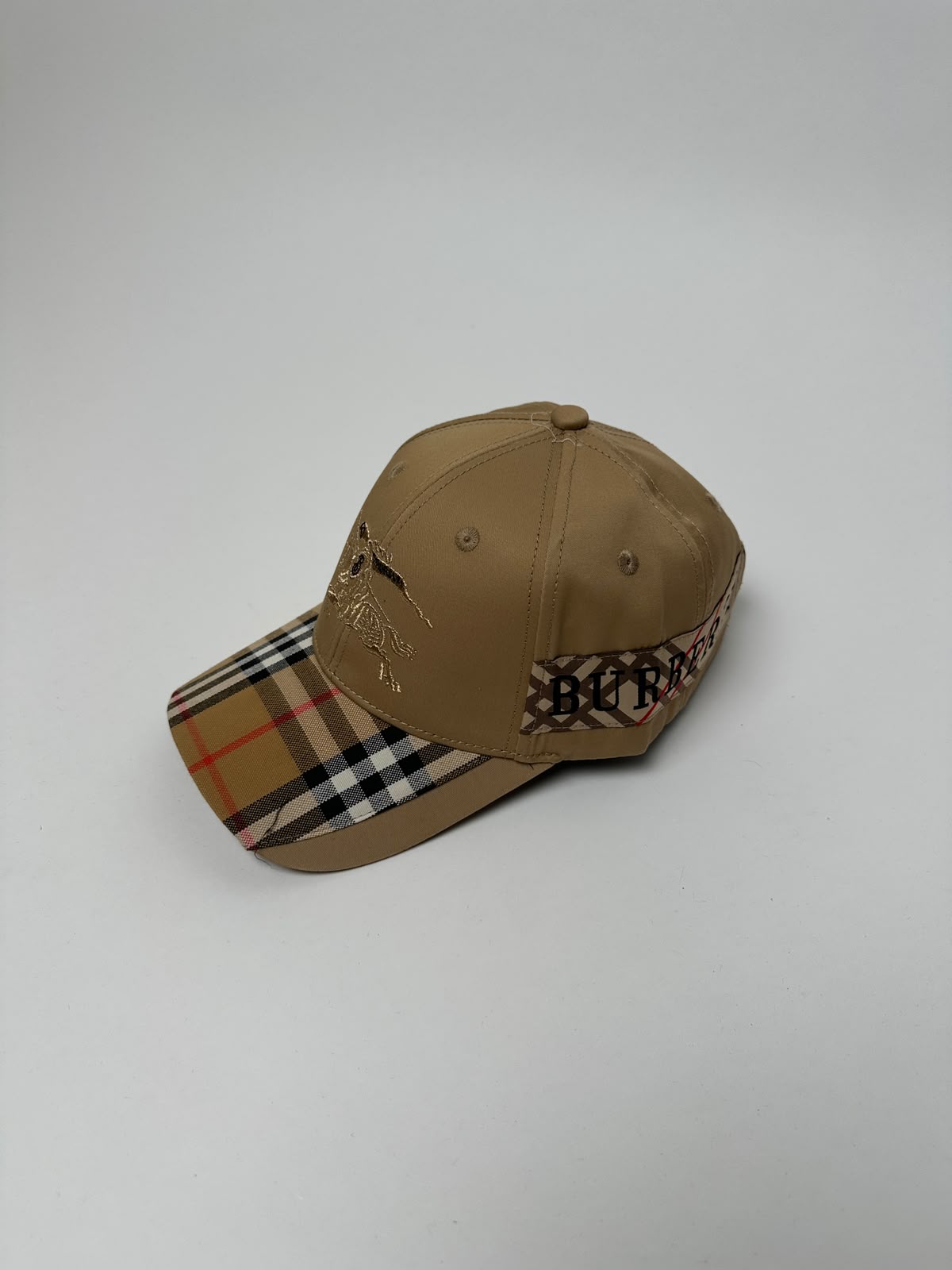 🔥 GORRA BURBERRY EKD BEIGE ✅ CALIDAD PREMIUM ‼️ UNIDADES LIMITADAS