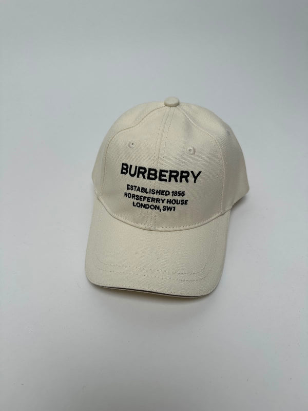 🔥 GORRA BURBERRY HORSEFERRY BEIGE ✅ CALIDAD PREMIUM ‼️ UNIDADES LIMITADAS