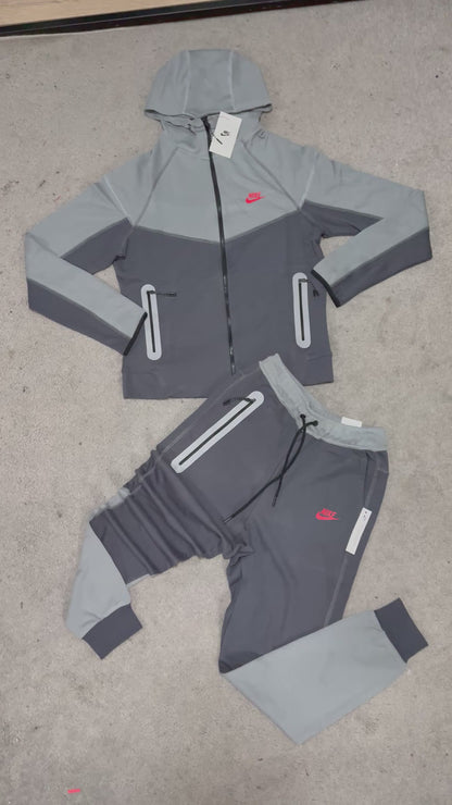 CHÁNDAL NIKE TECH GREY/RED🔥🔴