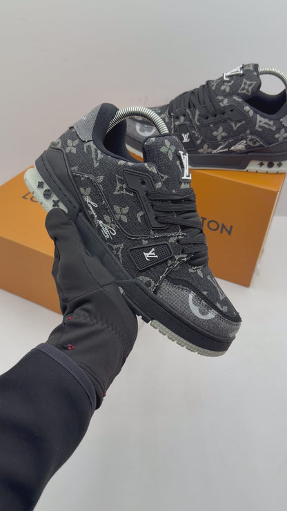 LV TRAINER MODELO ESPECIAL