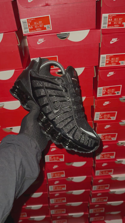 “NIKE SHOX TL ALL BLACK⚫️”