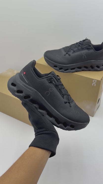 ON CLOUDTILT BLACK ⚫️